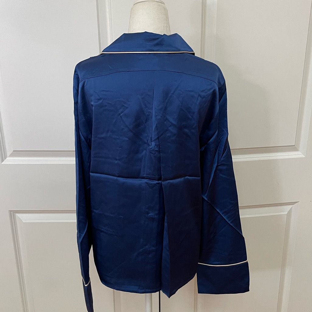 Nakedcashmere 100% Silk Pajama Top Navy Blue Ivory Piping Size S — image 4 of 6